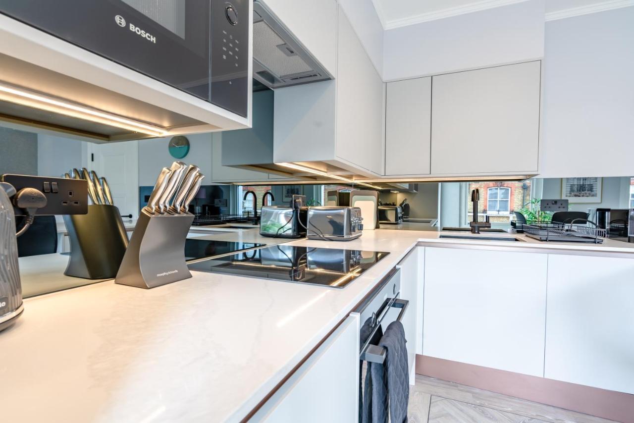 Modern & Chic One Bedroom Apartments In Fitzrovia By Sojo Stay London Bagian luar foto